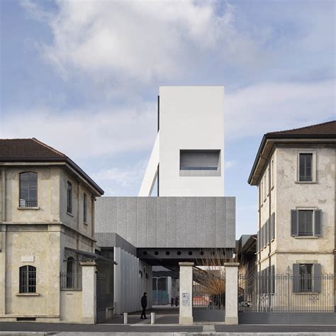 fondazione prada milano ticket|fondazione prada oma.